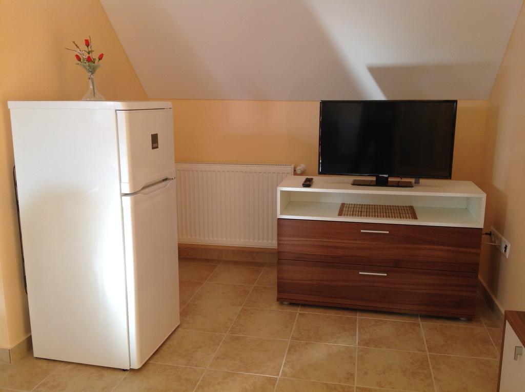 Hévíz Attila Apartmanhaz酒店 客房 照片