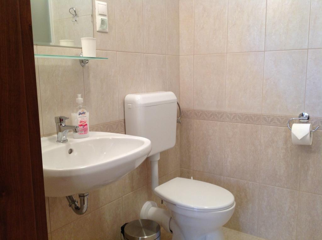 Hévíz Attila Apartmanhaz酒店 客房 照片
